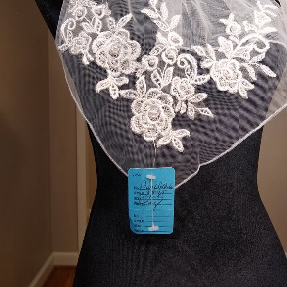 NWT! CLEARANCE! 6 ft Wedding Sash/Scarf/Wrap - Picture 4 of 6